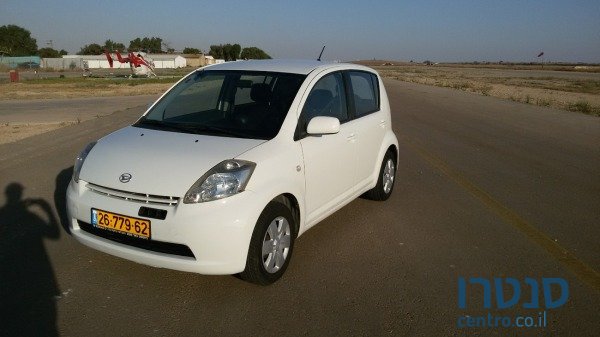 2007' Daihatsu Sirion photo #1