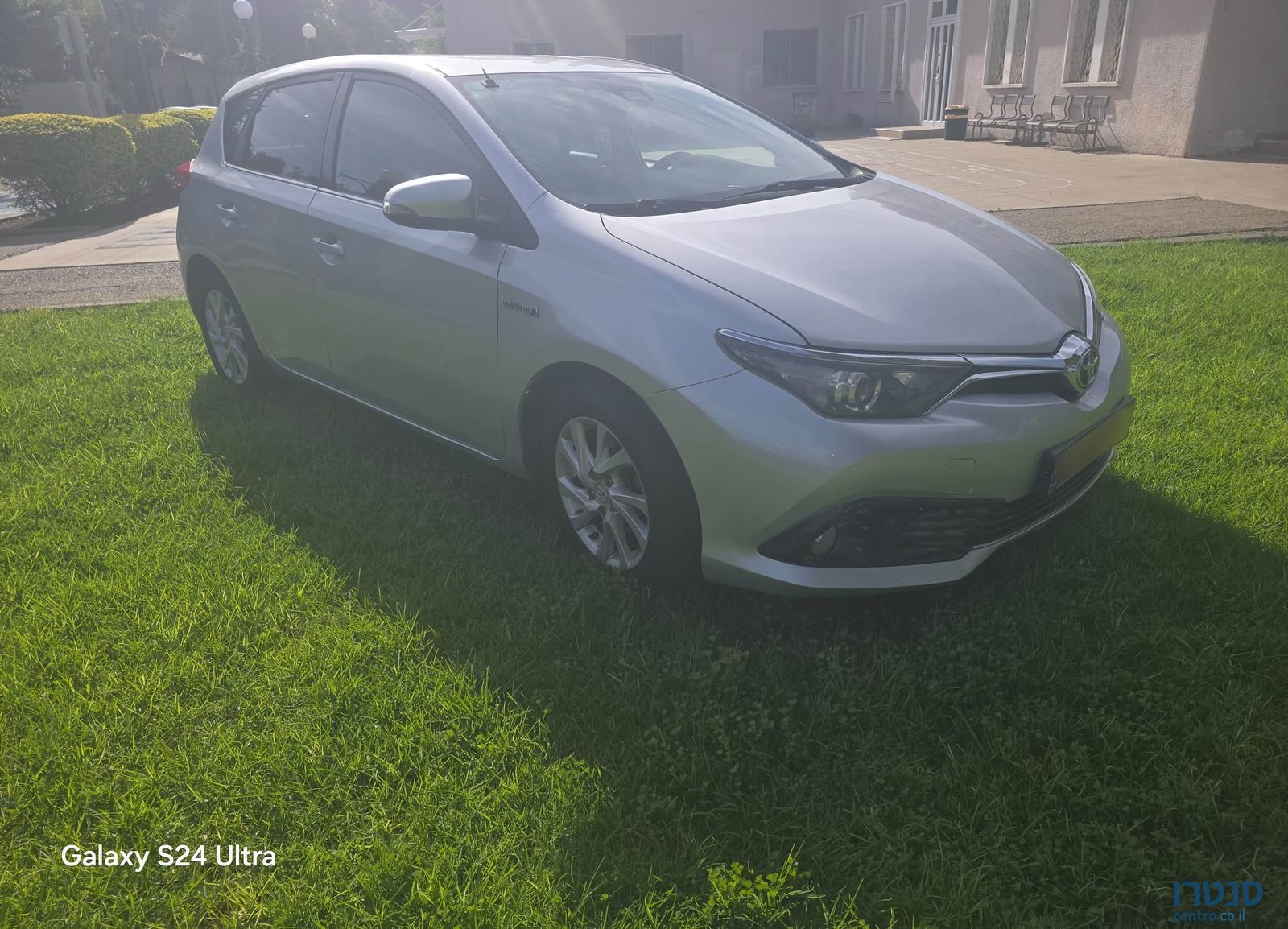 2017' Toyota Auris טויוטה אוריס photo #5