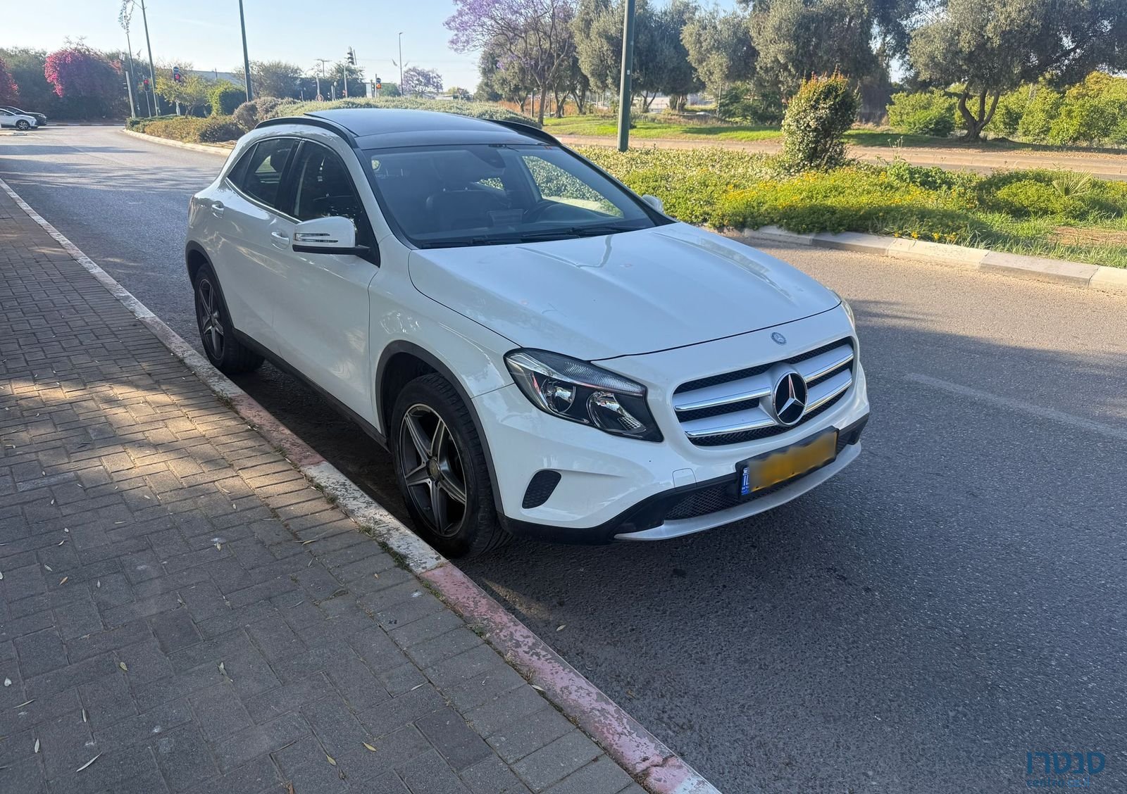 2017' Mercedes-Benz GLA מרצדס-בנץ photo #4
