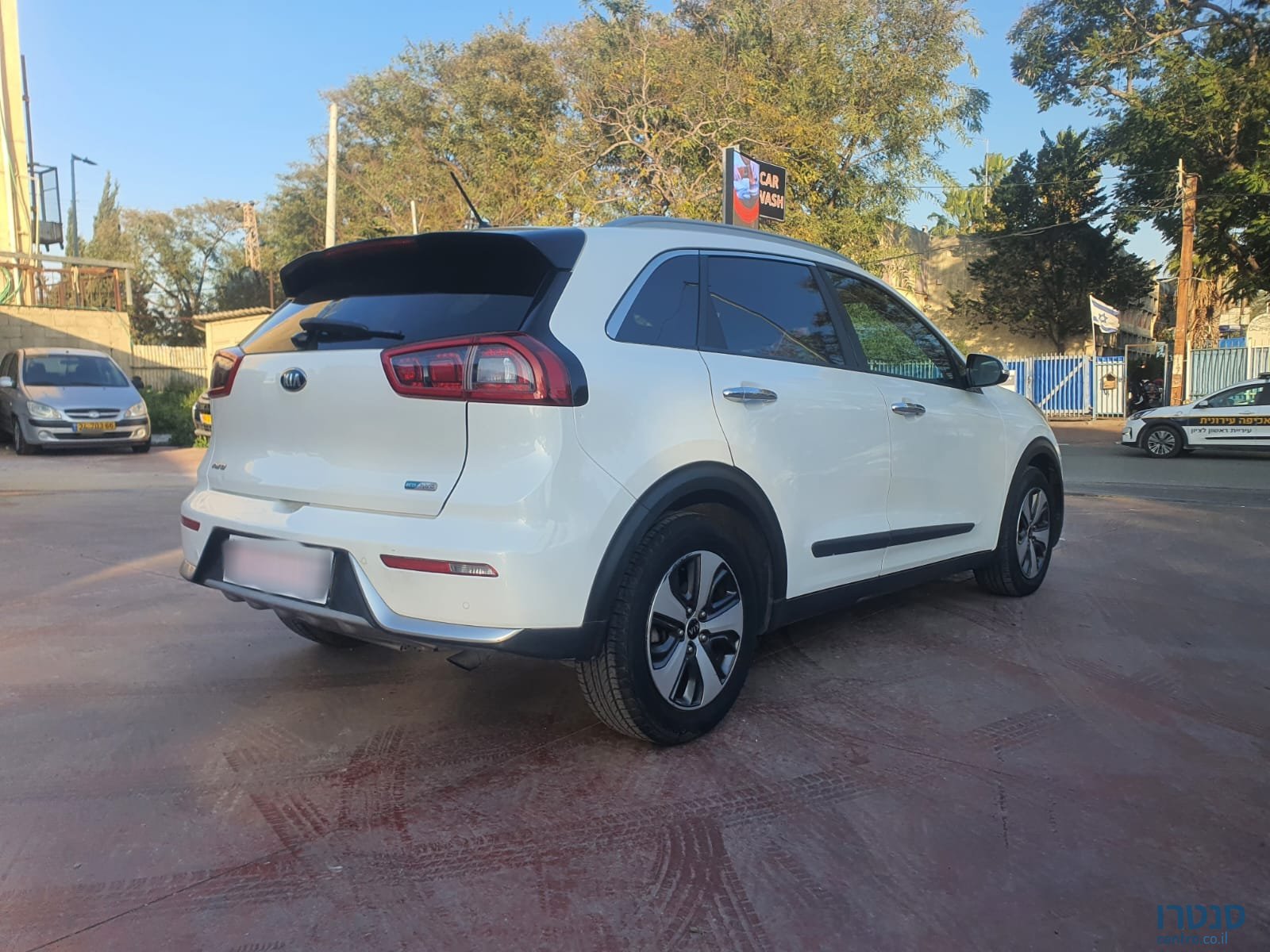 2019' Kia Niro photo #6