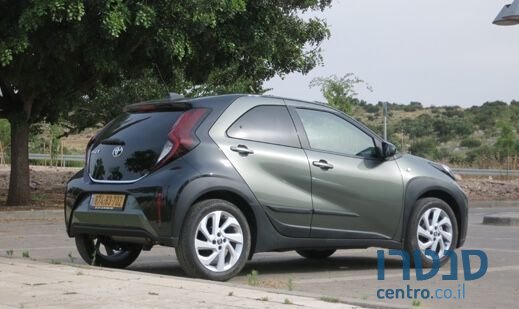 2022' Toyota Aygo טויוטה אייגו קרוס photo #1