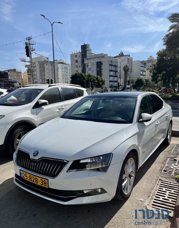 2016' Skoda Superb סקודה סופרב photo #1