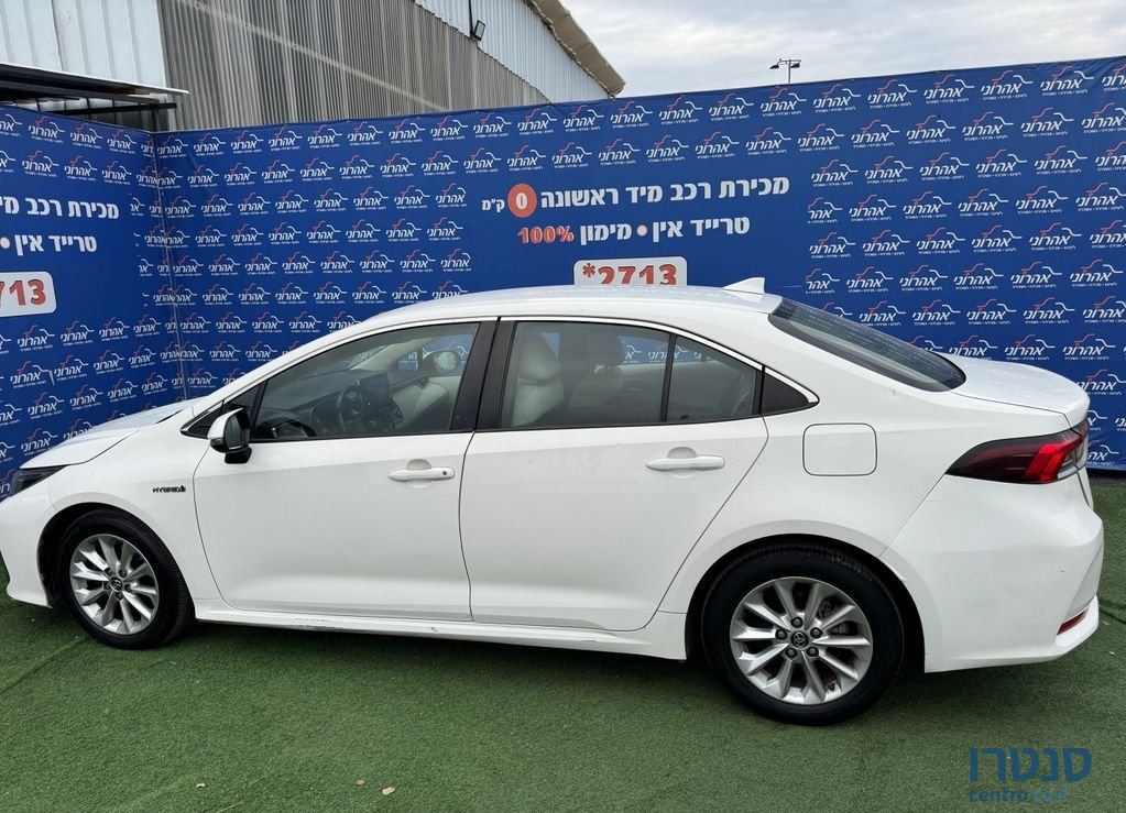 2020' Toyota Corolla טויוטה קורולה photo #2