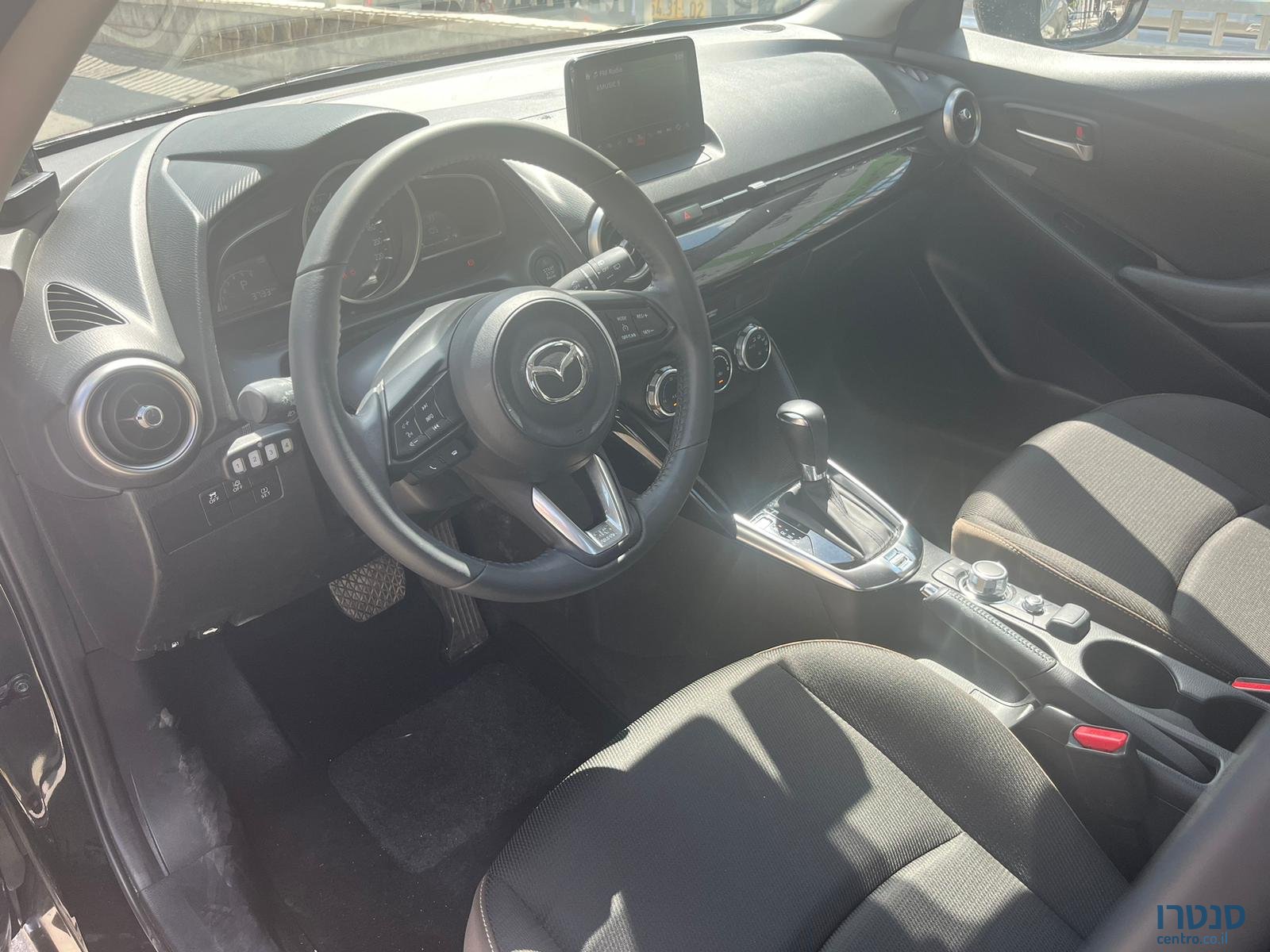 2021' Mazda 2 photo #4