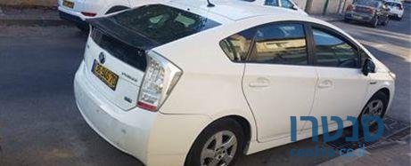 2010' Toyota Prius טויוטה פריוס photo #4