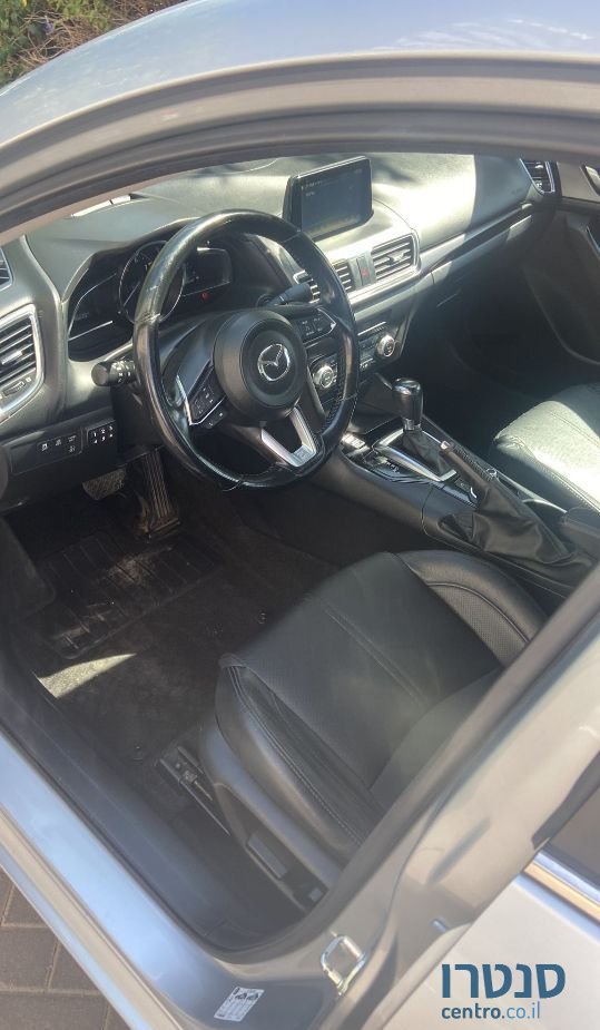 2018' Mazda 3 מאזדה photo #1