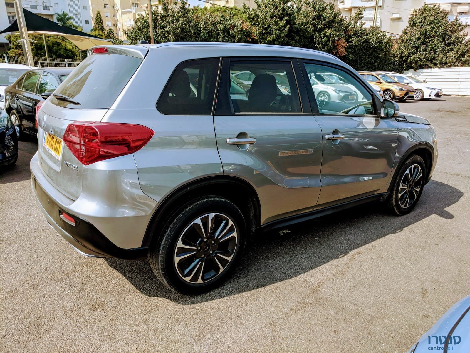 2019' Suzuki Vitara photo #3