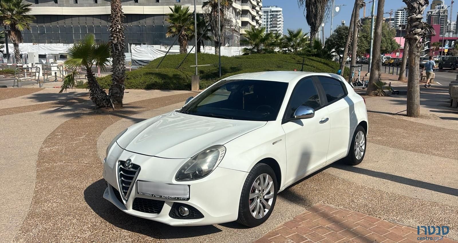 2016' Alfa Romeo Giulietta אלפא רומיאו ג'ולייטה photo #3