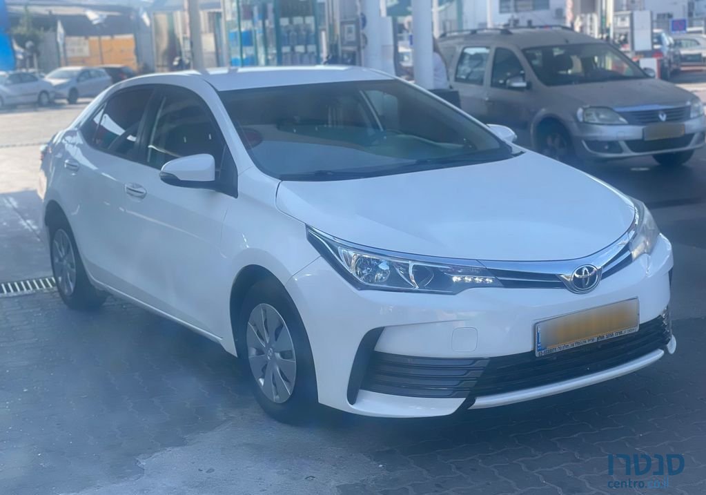 2018' Toyota Corolla טויוטה קורולה photo #3