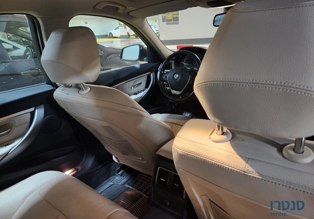 2019' BMW 3 Series ב.מ.וו סדרה 3 photo #4