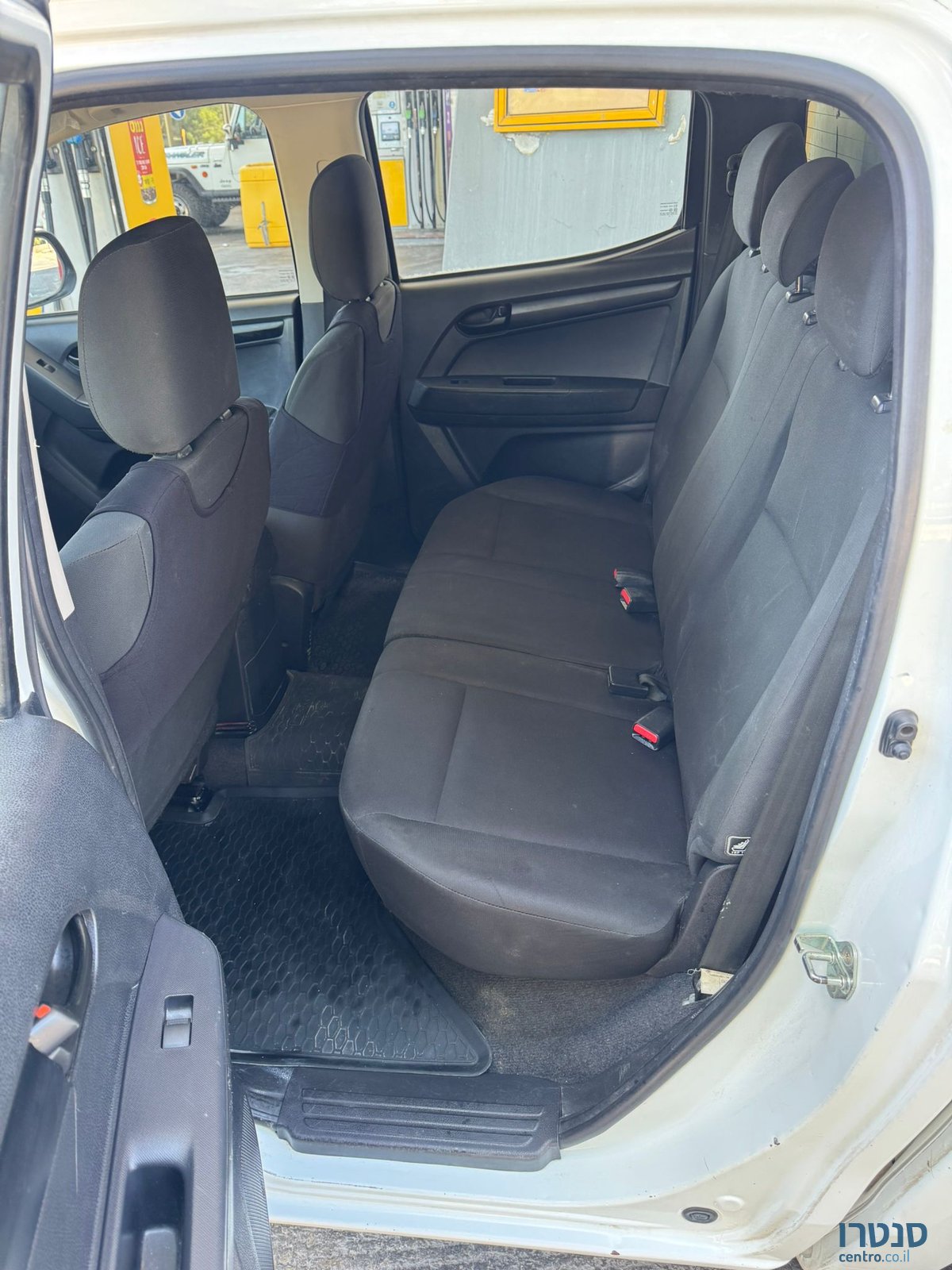 2020' Isuzu D-Max דאבל קבינה photo #7