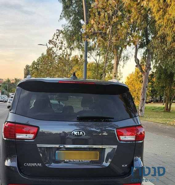 2016' Kia Carnival קיה קרניבל photo #3