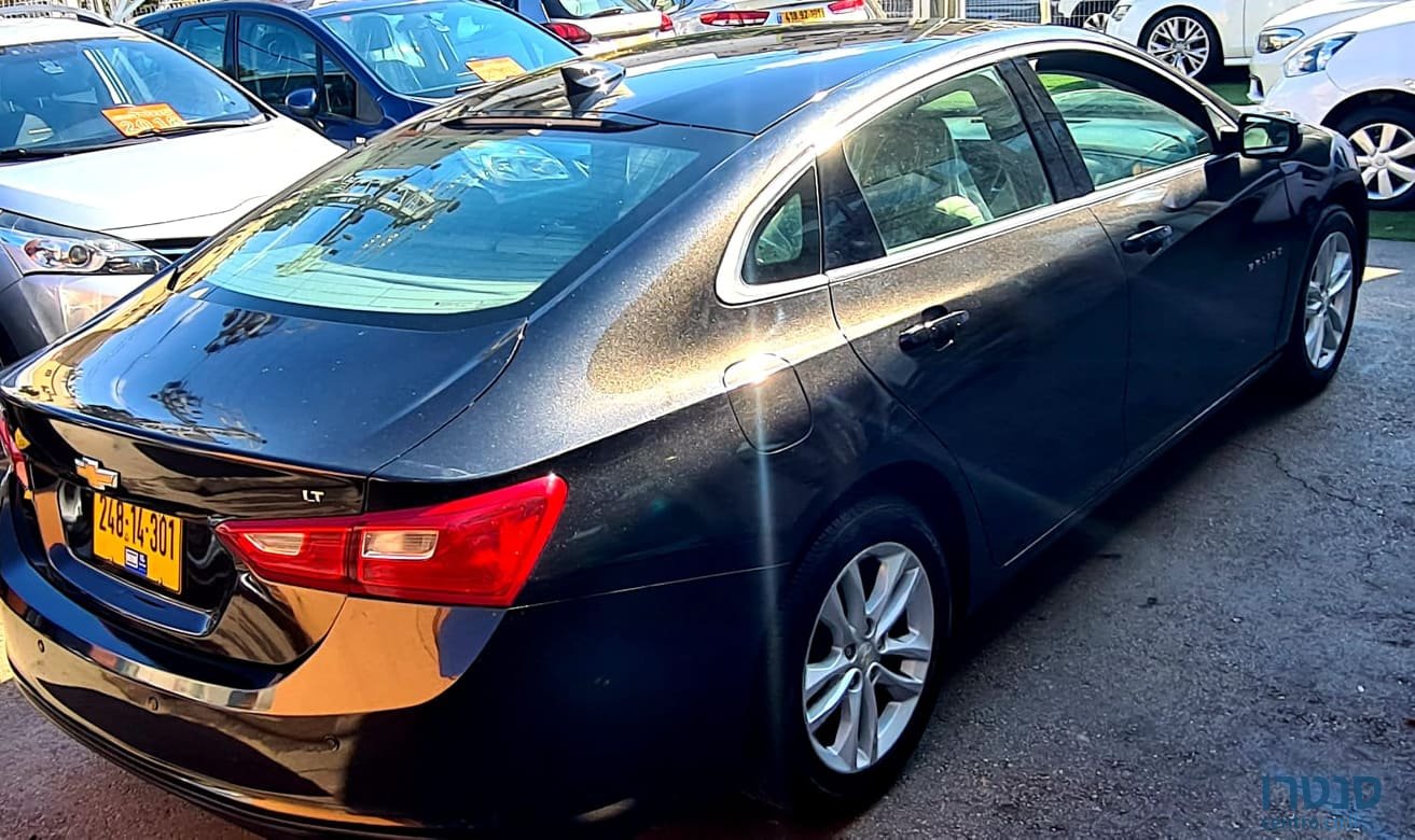 2018' Chevrolet Malibu photo #2