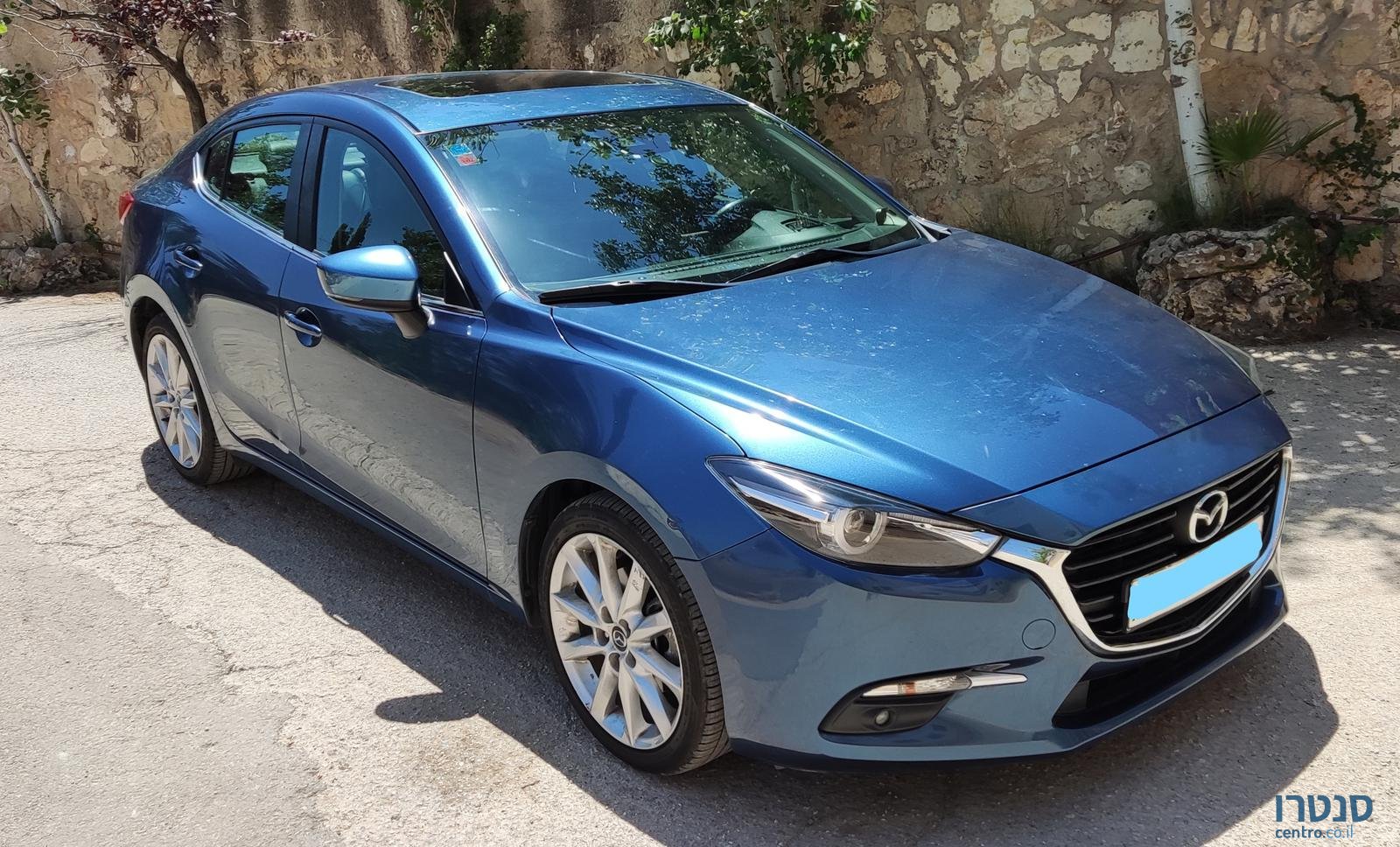 2017' Mazda 3 photo #3