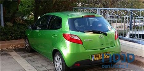 2008' Mazda 2 photo #3