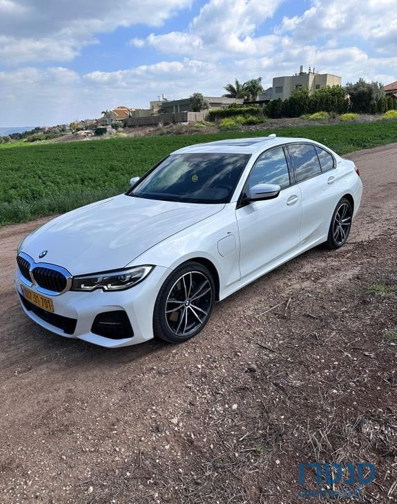 2019' BMW 3 Series ב.מ.וו סדרה 3 photo #3