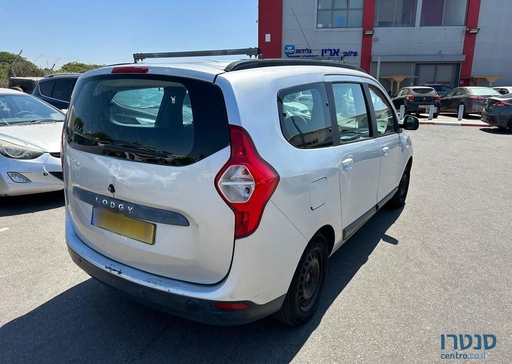 2015' Dacia Lodgy דאצ'יה לודג'י photo #2