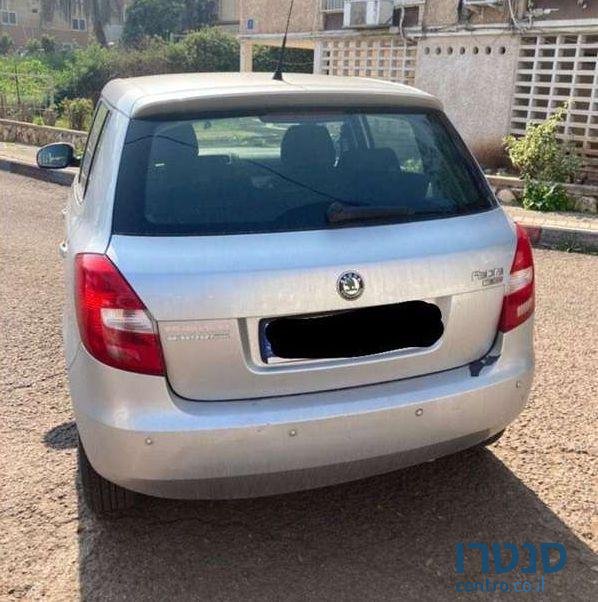2010' Skoda Fabia סקודה פאביה photo #4