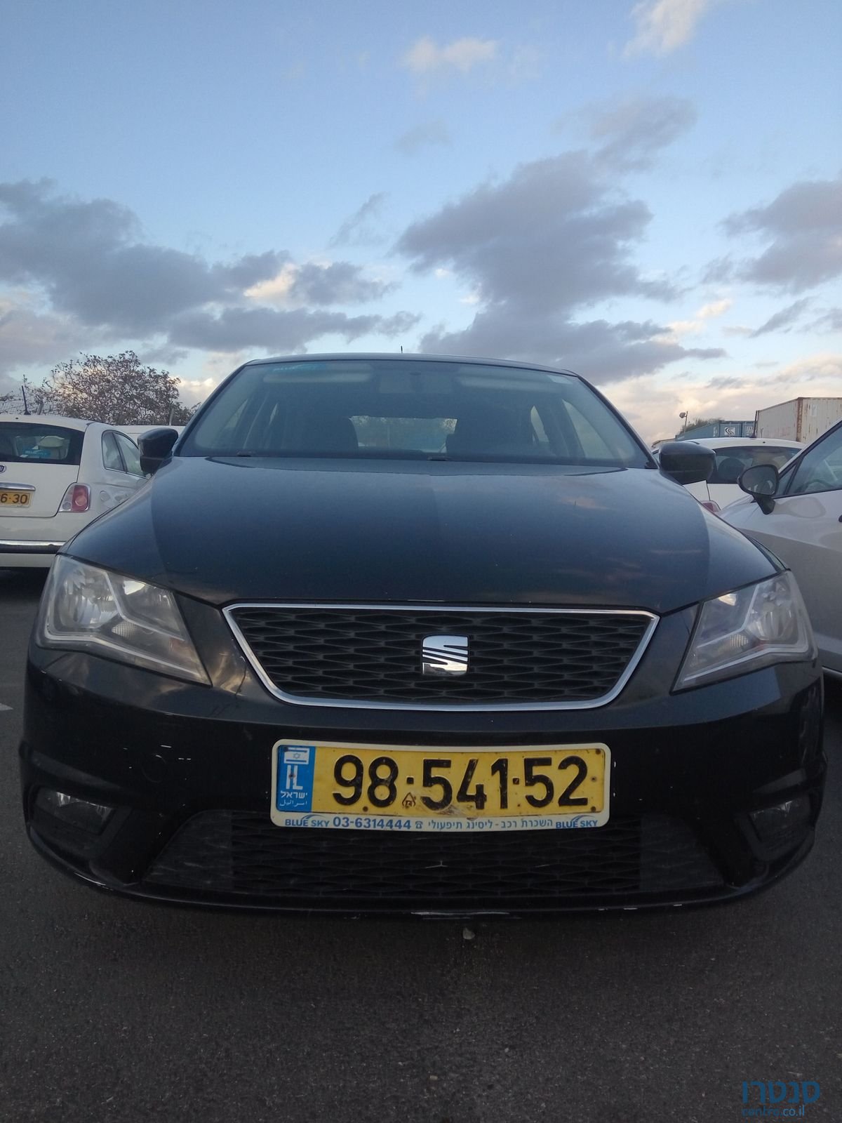 2012' SEAT Toledo STYLE photo #1