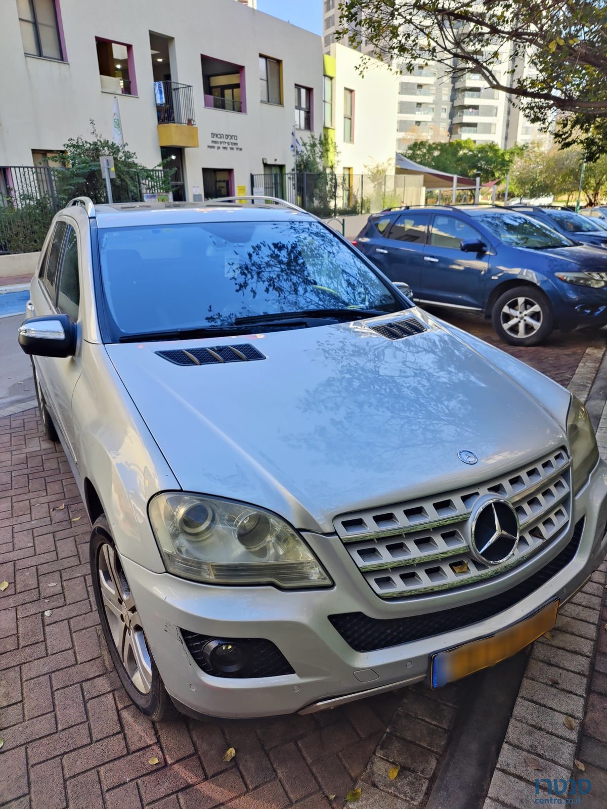 2008' Mercedes-Benz 320 מרצדס photo #2
