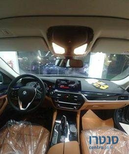 2019' BMW 530E ב.מ.וו photo #2