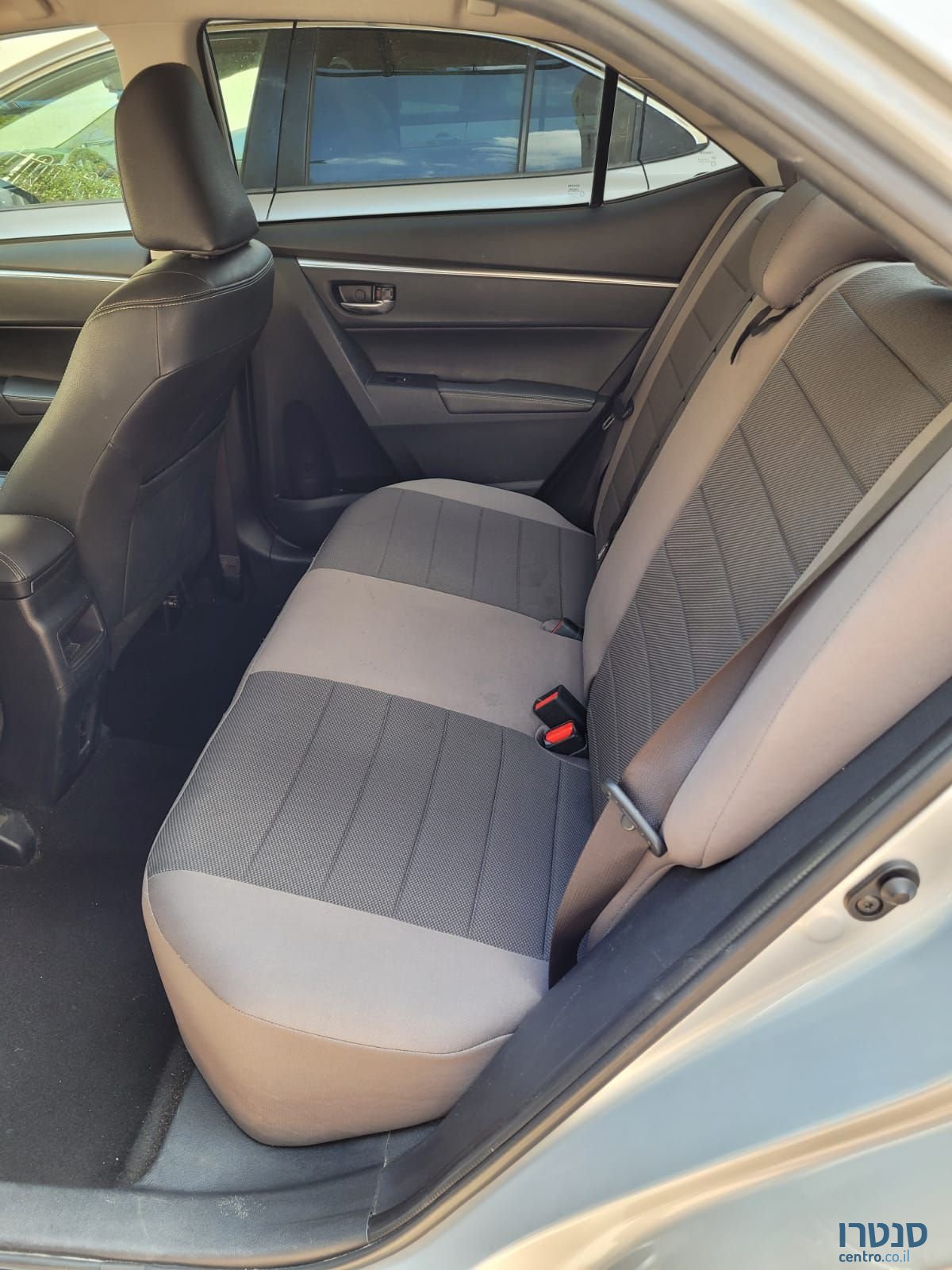 2017' Toyota Corolla טויוטה קורולה photo #3