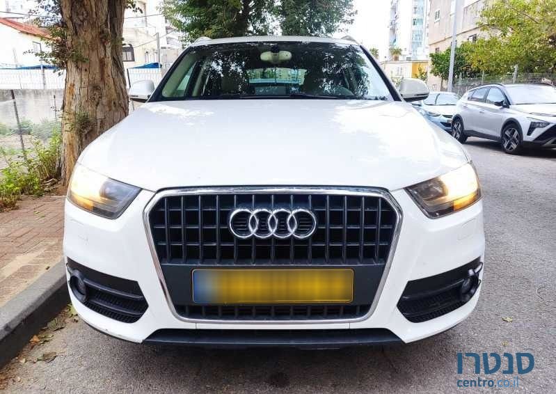2012' Audi Q3 אאודי photo #5