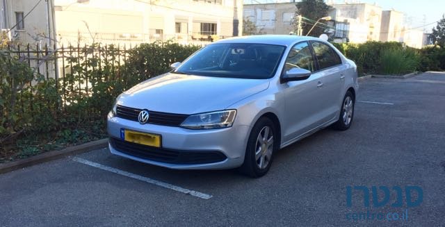 2013' Volkswagen Jetta TSI photo #1