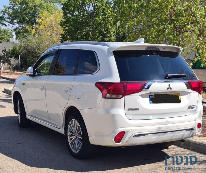 2019' Mitsubishi Outlander מיצובישי אאוטלנדר photo #1