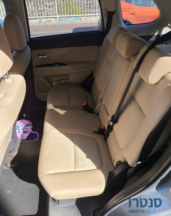 2016' Mitsubishi Outlander מיצובישי אאוטלנדר photo #2