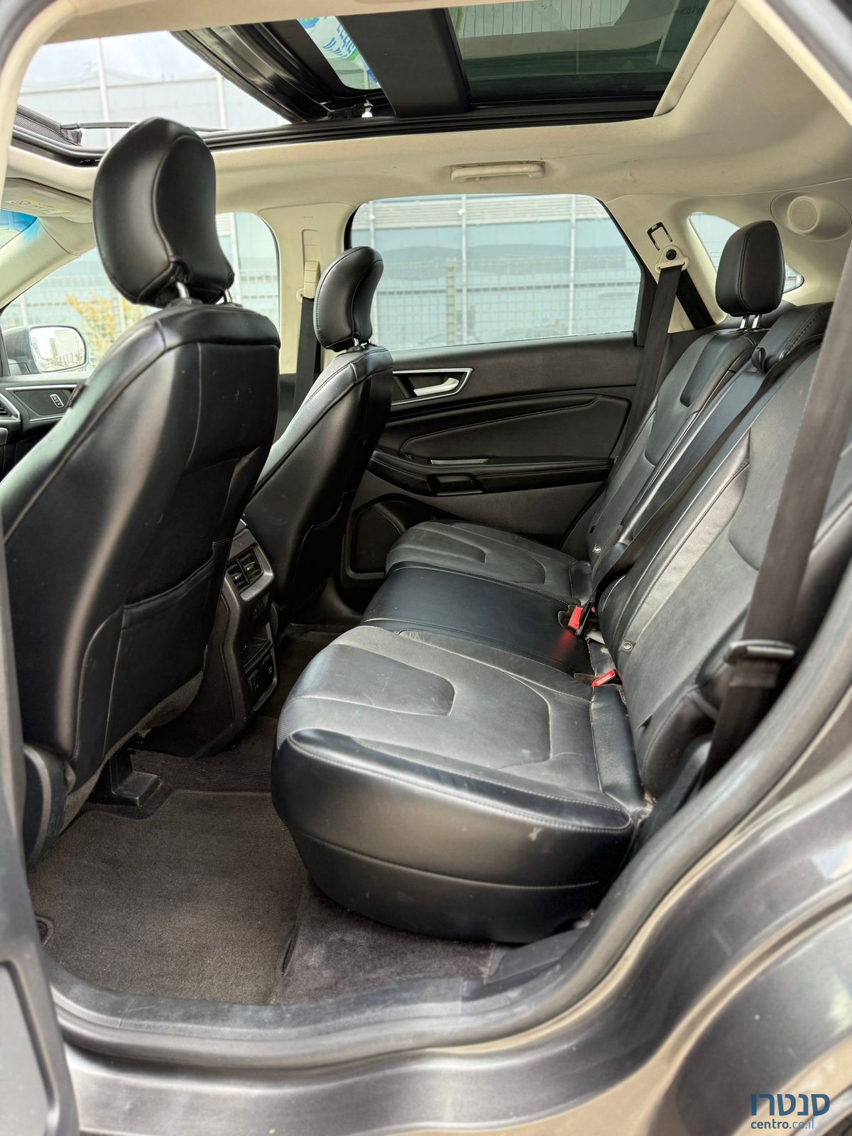 2016' Ford Edge photo #6