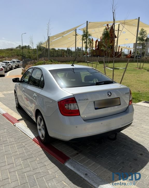 2016' Skoda Rapid סקודה ראפיד photo #3