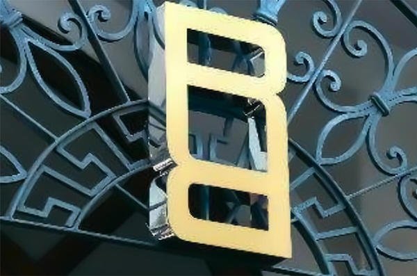 Range Rover's New Logo Is Goofy As Hell