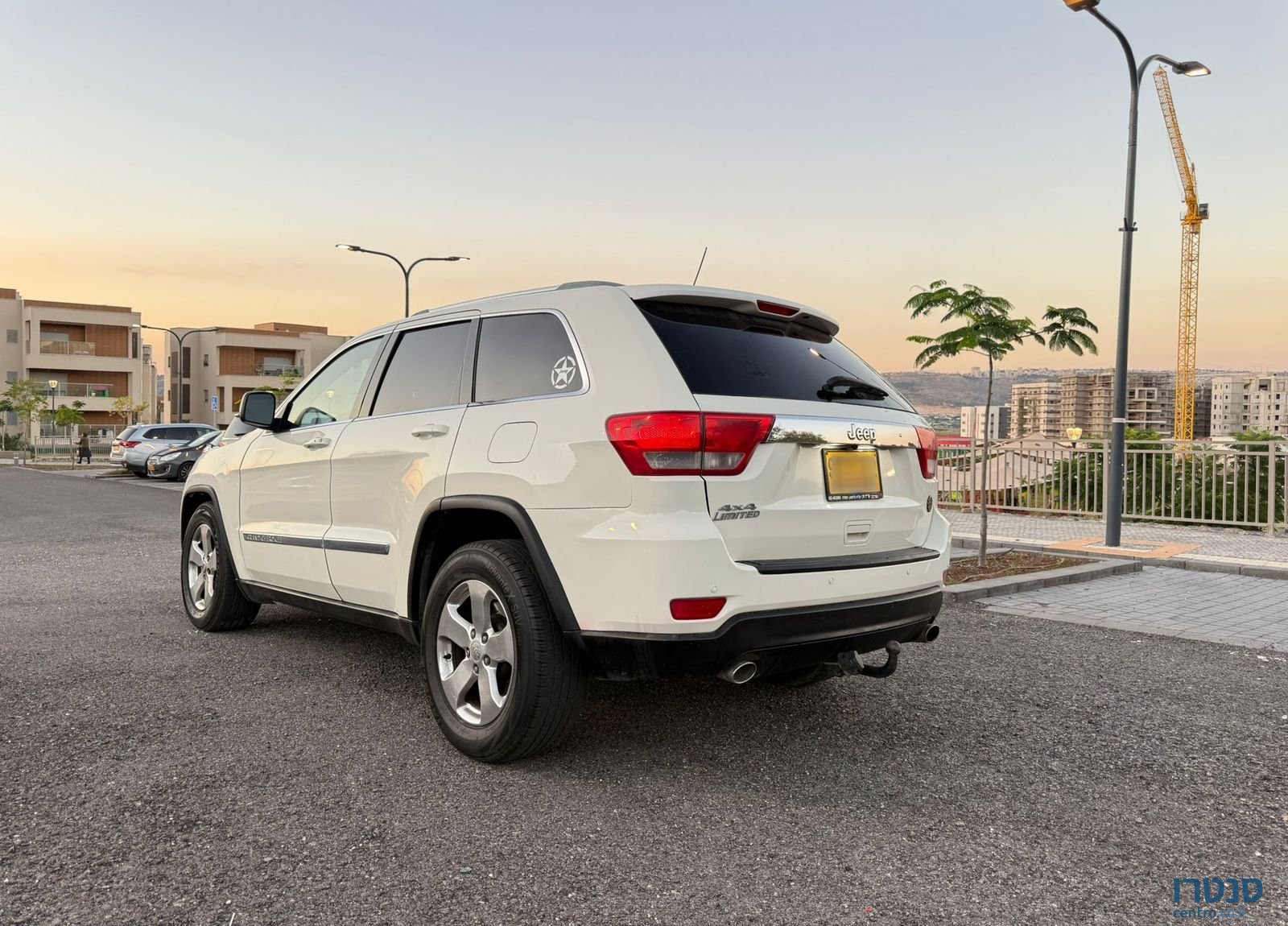 2011' Jeep Grand Cherokee ג'יפ גרנד צ'ירוקי photo #1