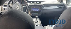 2017' Toyota Avensis טויוטה אונסיס photo #2