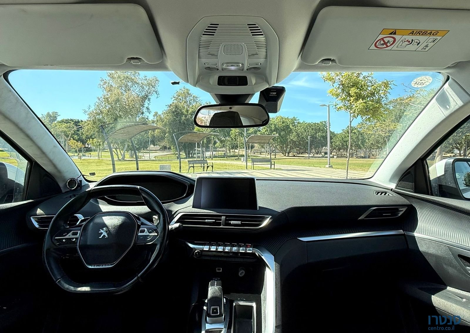 2018' Peugeot 3008 פיג'ו photo #5