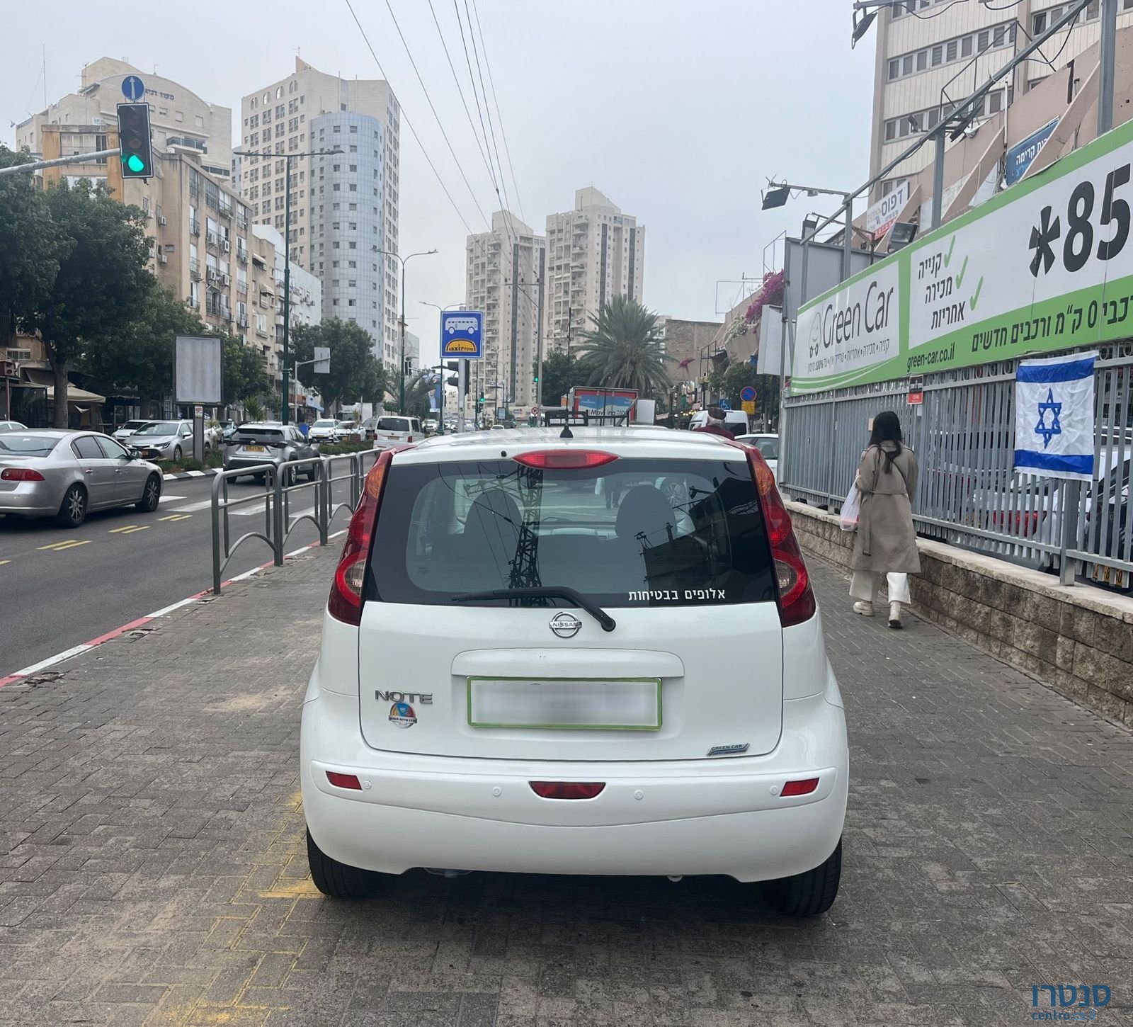 2011' Nissan Note photo #5