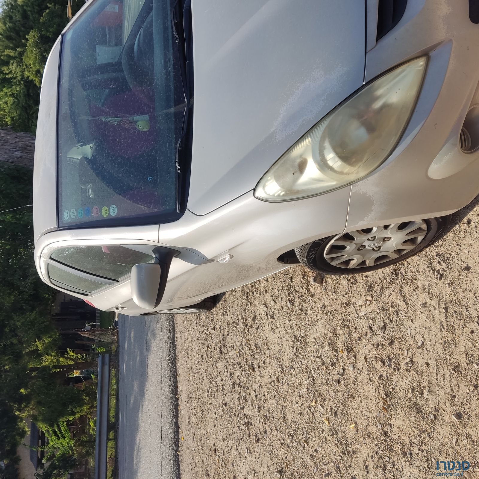 2010' Hyundai i20 יונדאי photo #4