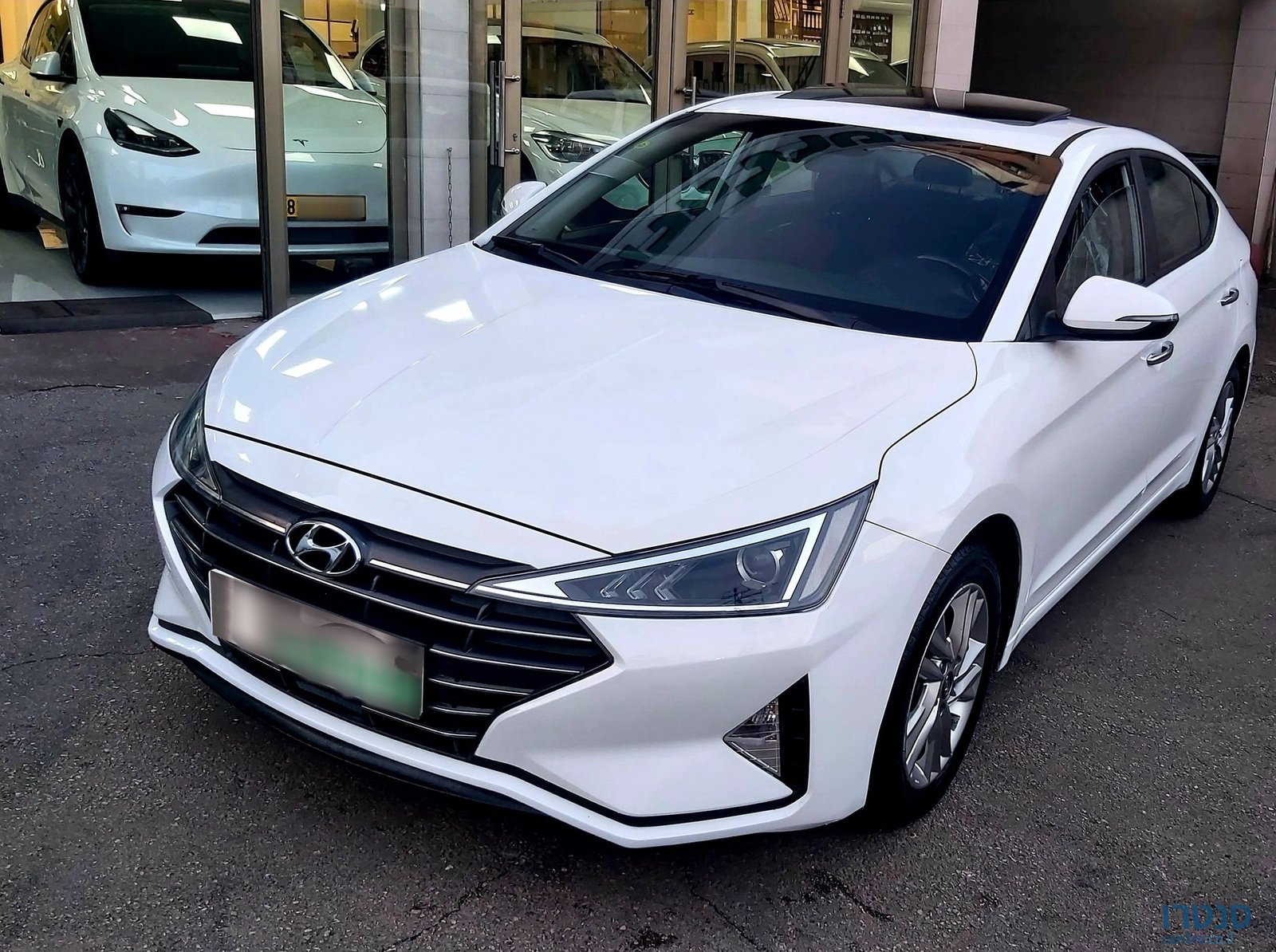 2019' Hyundai Elantra photo #1
