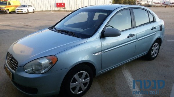 2008' Hyundai Accent photo #1