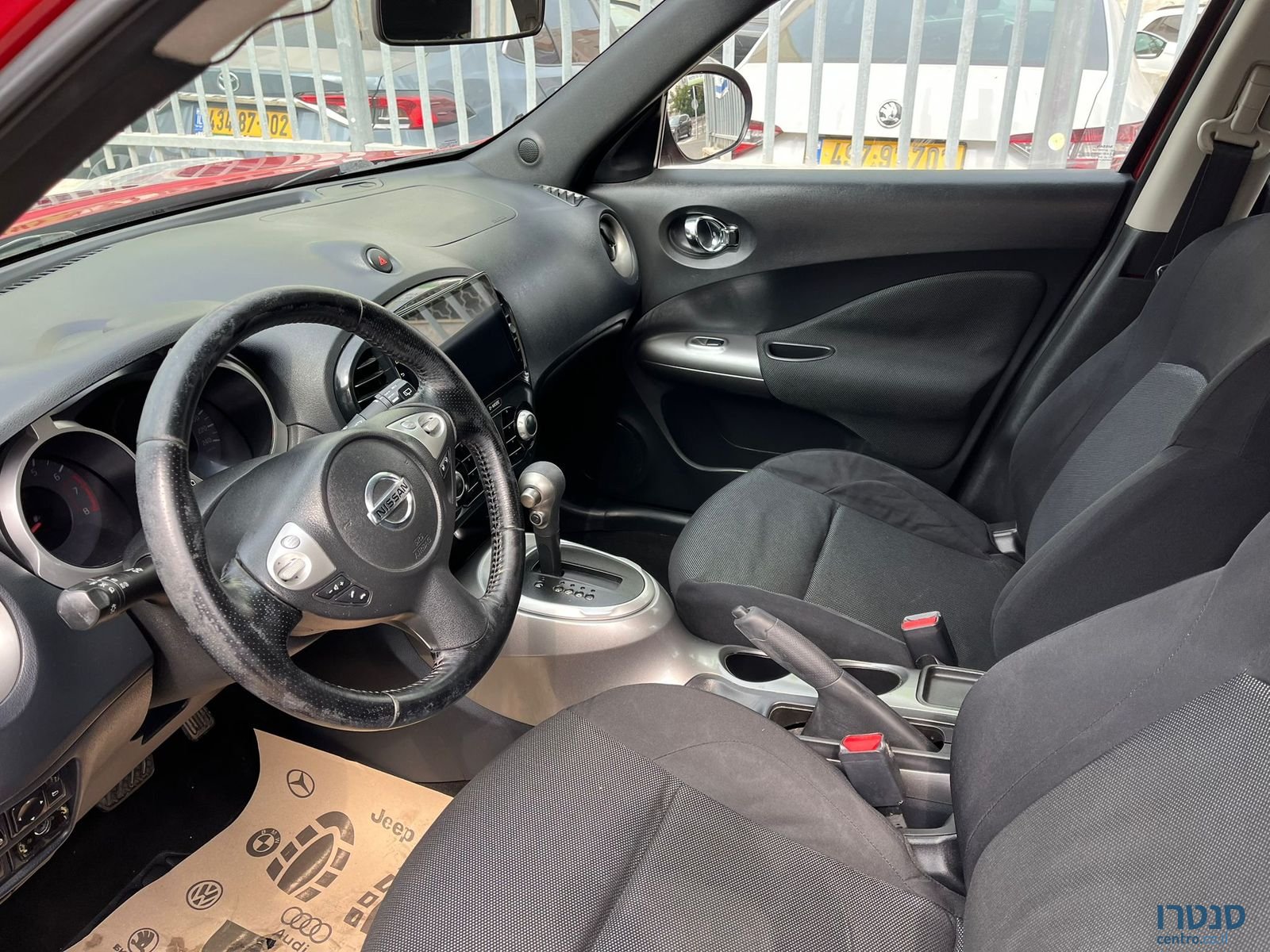 2014' Nissan Juke photo #3