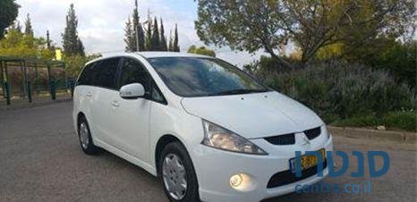 2011' Mitsubishi Grandis ‏2400 קומפורט photo #1
