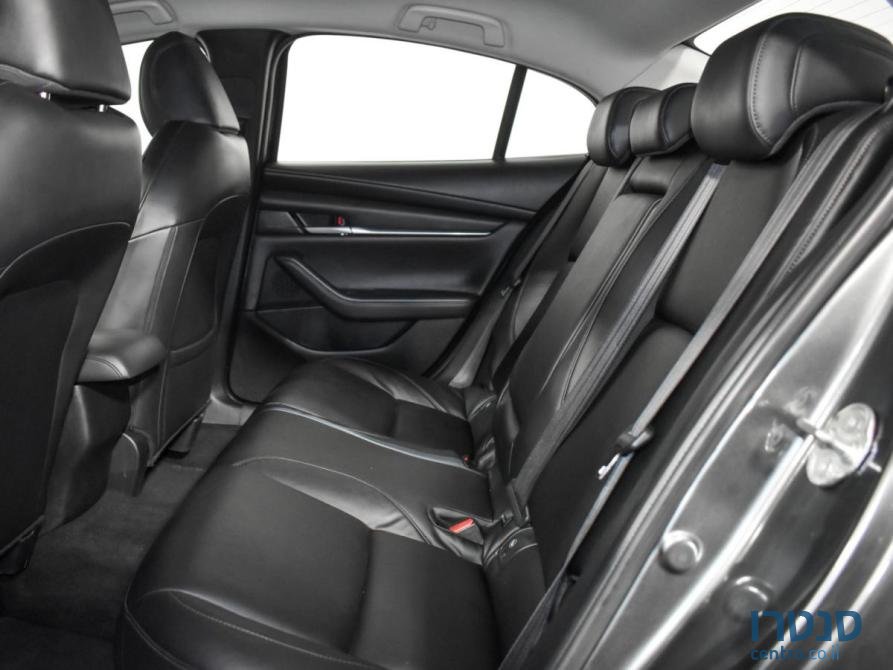 2020' Mazda 3 photo #6