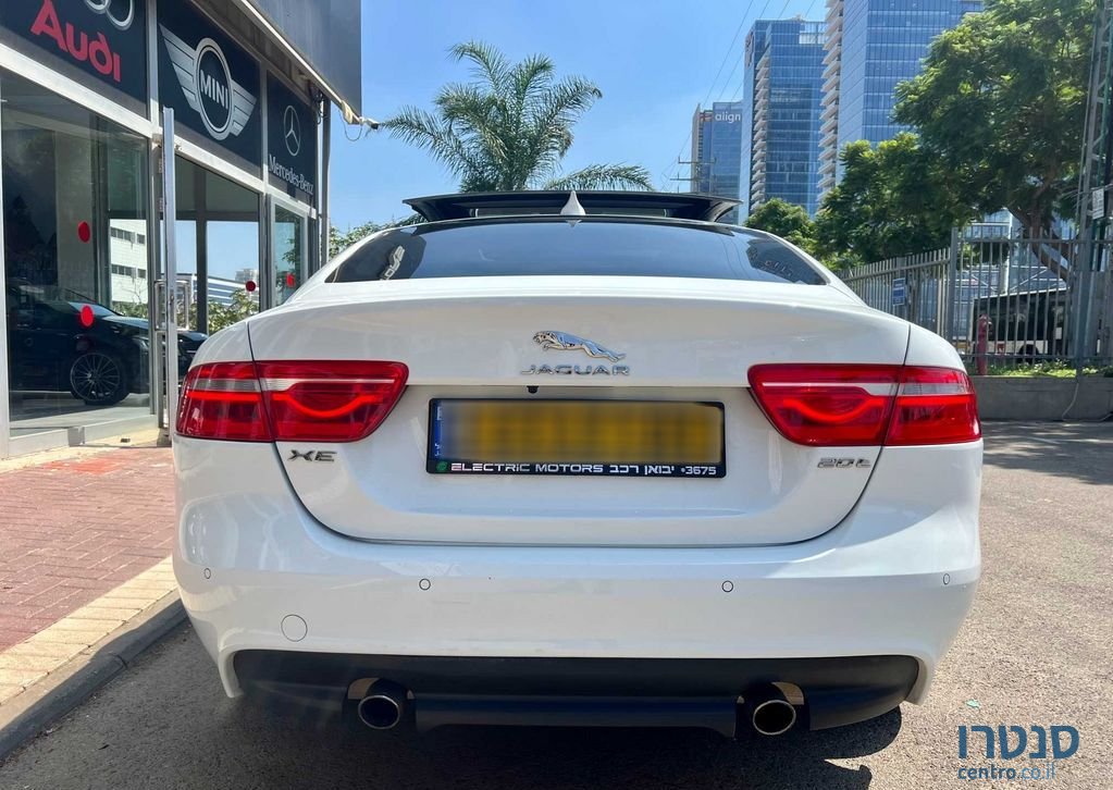 2018' Jaguar XE יגואר photo #6