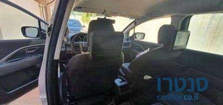 2011' Mazda 5 מאזדה photo #2