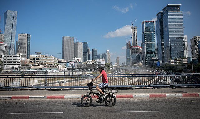 Штраф за езду на электровелосипеде без номерного знака вырос до 500 шекелей