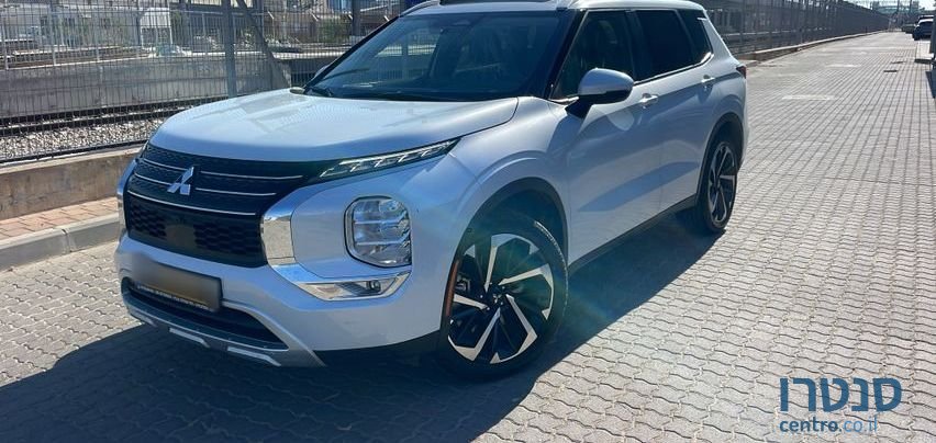 2024' Mitsubishi Outlander מיצובישי אאוטלנדר photo #3