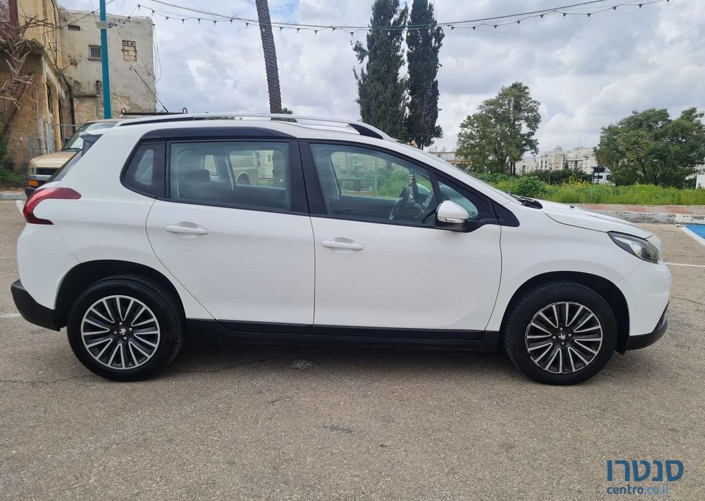 2018' Peugeot 2008 פיג'ו photo #3