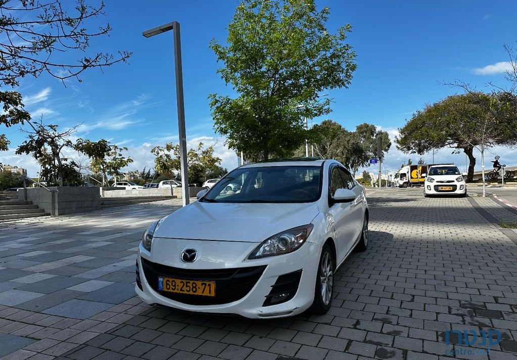 2011' Mazda 3 מאזדה photo #2