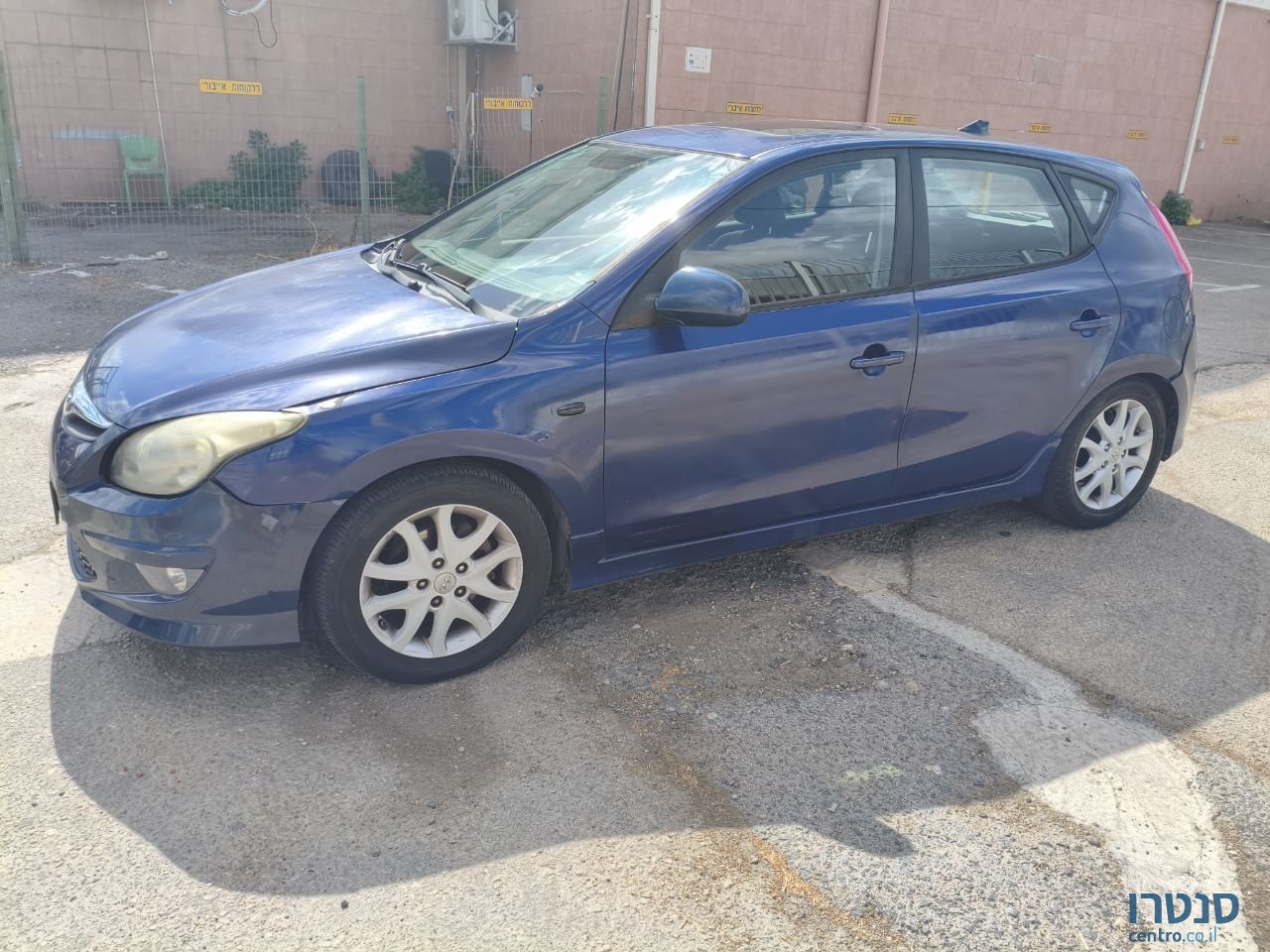 2010' Hyundai i30 יונדאי photo #1